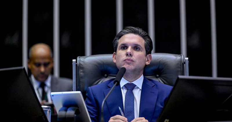 Caso Zambelli: Motta vai reunir equipe jurdica para analisar ordem de Moraes