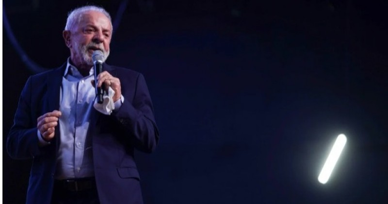 Lula venceria as elei��es em todos os cen�rios e aparece com 39%, Fl�vio com 23% e Ratinho Jr com 13%, diz Quaest