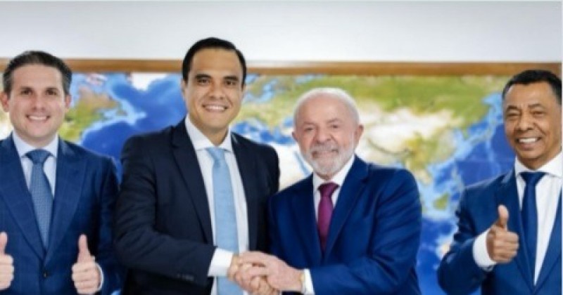 Troca no Turismo sinaliza reaproxima��o de Lula com Hugo Motta