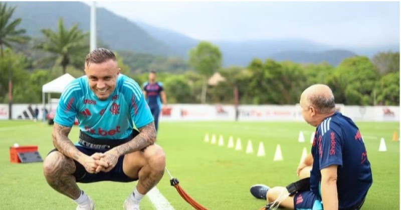 Com Hulk e Cebolinha no radar, Flu espera anunciar refor�os nesta semana