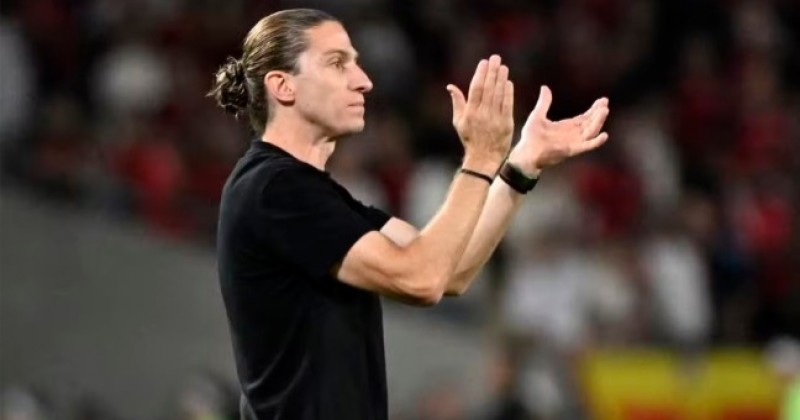 Filipe Lu�s entra na lista dos t�cnicos mais bem pagos do Brasil