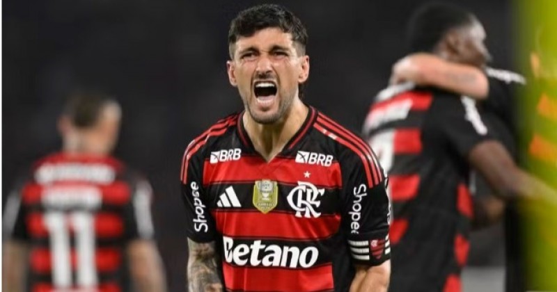 Arrascaeta supera Messi e � eleito o Rei da Am�rica; Filipe Lu�s tamb�m leva