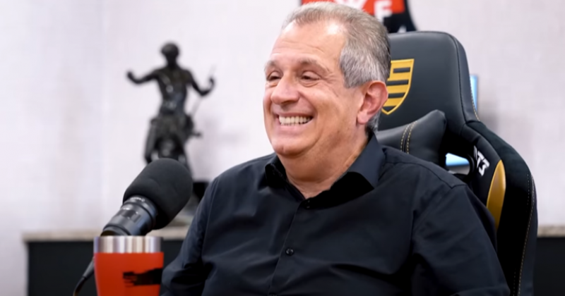 Flamengo muda estrat�gia na janela e passa mensagem de poder para advers�rios 