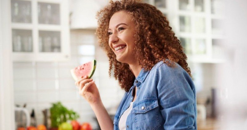 Novo estudo confirma que alimentos ultraprocessados dificultam perda de peso