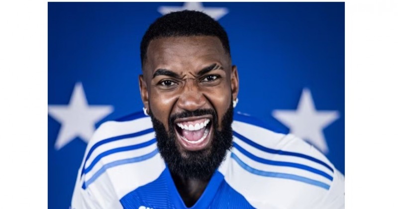 Flamengo entra na Justi�a contra Gerson com cobran�a de R$ 42,7 milh�es