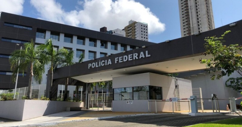 P�nico em Bras�lia: tecnologia da PF acessa celular mesmo estando desligado