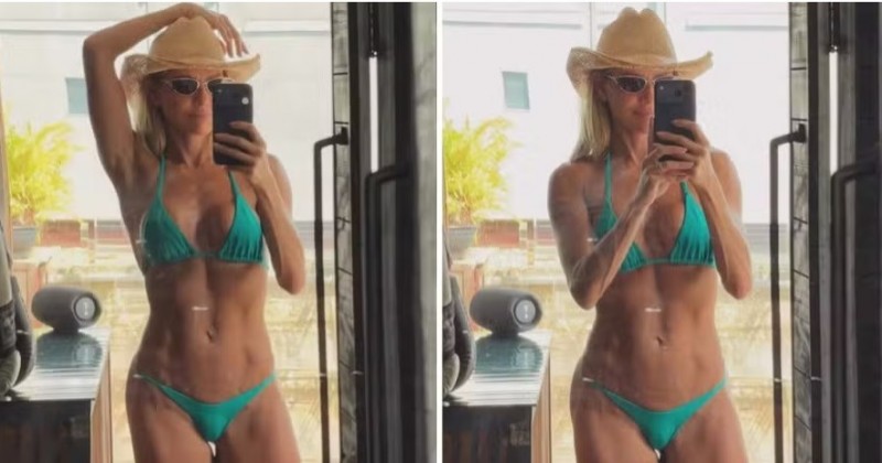 De biqu�ni, Deborah Secco exibe 'shape' no espelho: 'Eu e o Sol'