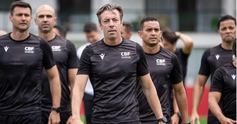 CBF anuncia programa de profissionaliza��o dos �rbitros; saiba os sal�rios