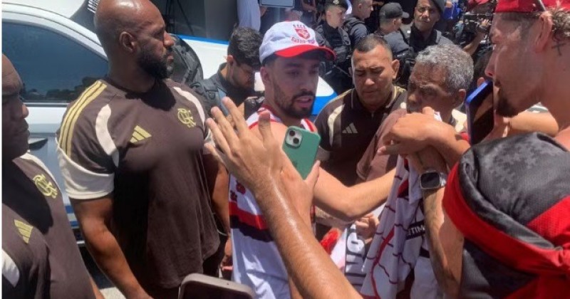 Paquet� � recebido com festa no Rio e afirma: 'Eu precisava do Flamengo'