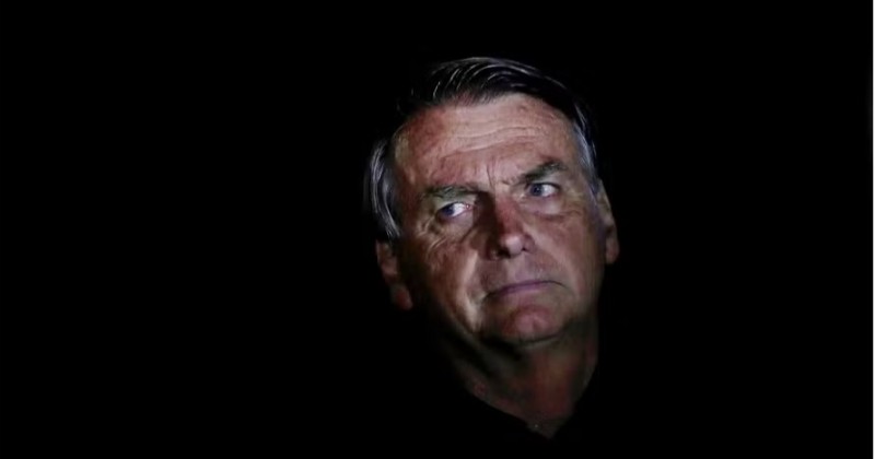 'Bunker da oposi��o': Bolsonaro articula palanques nos estados dentro da Papudinha