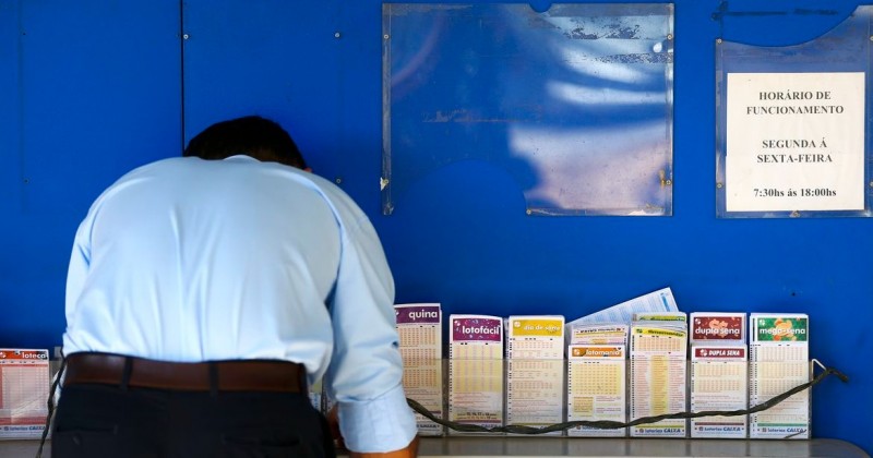 Mega-Sena acumula e pr�mio vai a R$ 130 milh�es