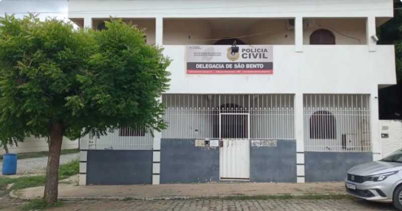 Adolescente � morto com golpes de faca por amigo ap�s discuss�o, no Sert�o