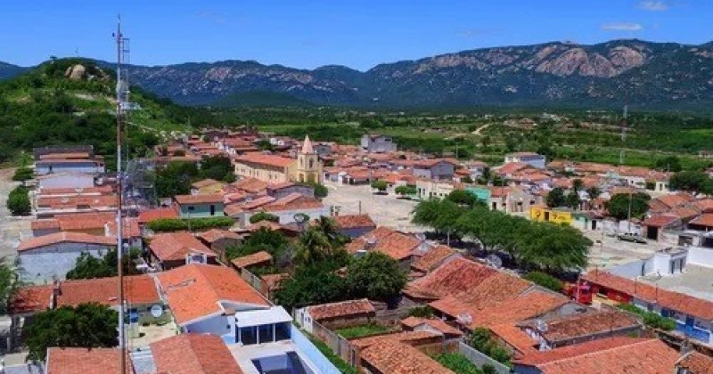 MP aponta supostos servidores 'fantasmas' na C�mara de Cacimba de Areia e cobra implanta��o de ponto eletr�nico 