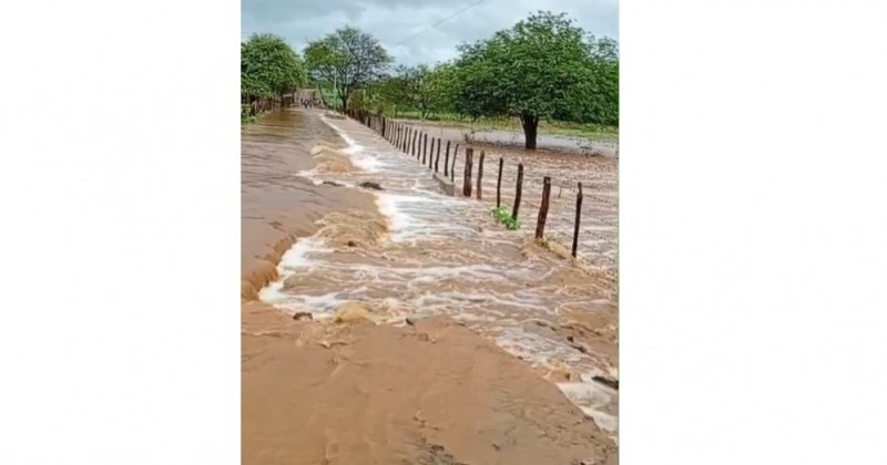 [V�DEOS] Cheia do Riacho dos Mares favorece recarga do A�ude do Jatob�, em Patos