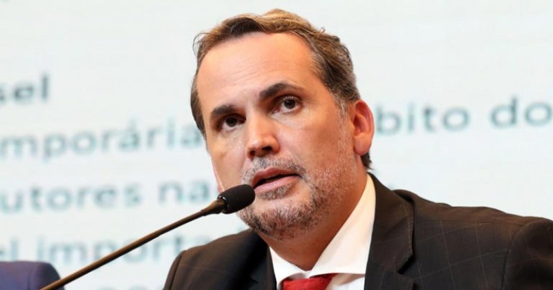 Novo teto do MEI ficar� entre R$ 130 mil e R$ 140 mil, afirma ministro