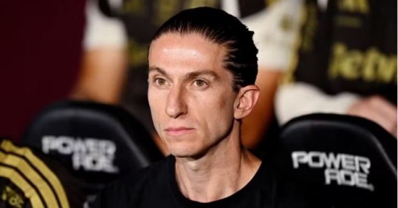 Monaco anuncia oficialmente Filipe Lu�s, ex-Flamengo, como novo treinador