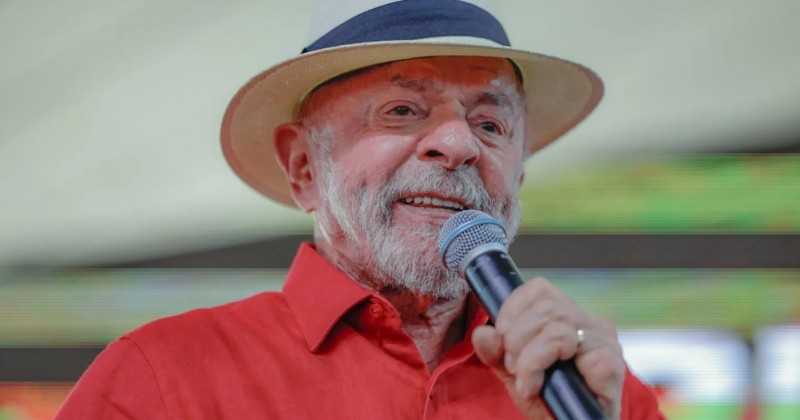 Lula defende fim da escala 6�1 para devolver aos trabalhadores 'o direito ao conv�vio com a fam�lia'