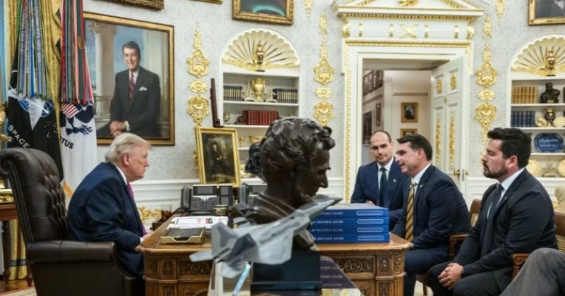 Governo Federal acusa fam�lia Bolsonaro de arquitetar imposi��o pelos EUA de tarifa�o ao Brasil: 'falsos patriotas'