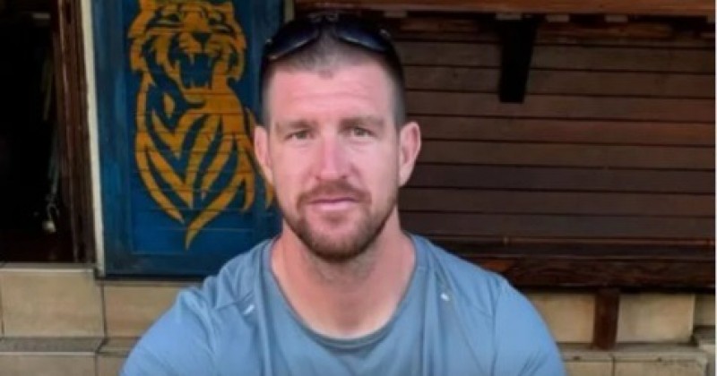 Homem com p�nis de 25cm relata ser tratado como objeto sexual pelas mulheres