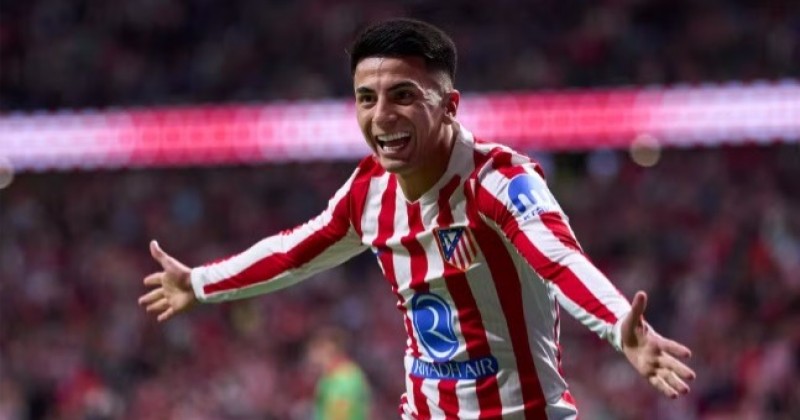 Como negocia��o por Almada afeta interesse do Flamengo em Luiz Henrique