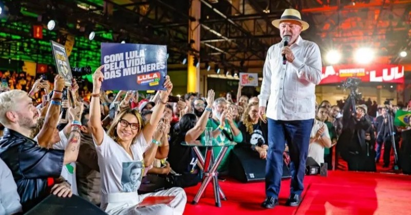 Dados da Quaest apontam que Lula come�a a campanha melhor do que em 2022 na maioria dos estados