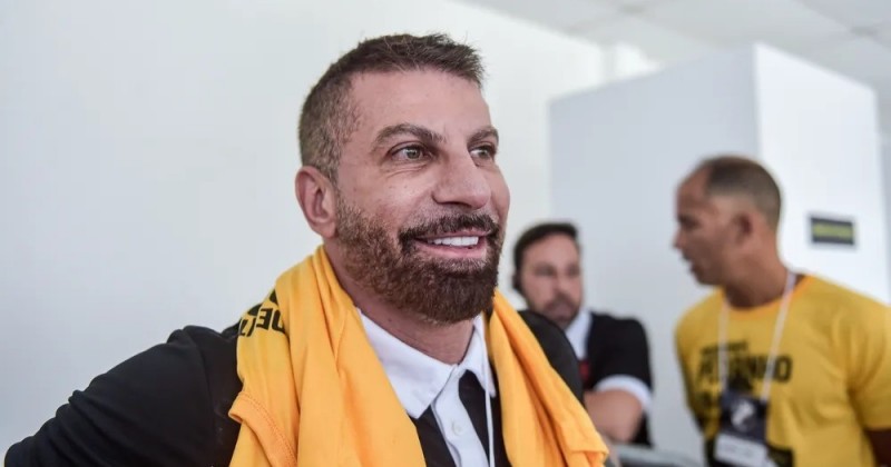 Pedrinho rebate cr�tica de Bap sobre venda da SAF do Vasco: 'Paix�o louca'