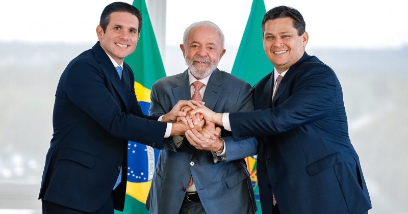Ap�s reuni�o com Lula, Davi Alcolumbre destrava PEC do Fim da Escala 6�1 e PEC da Seguran�a no Senado