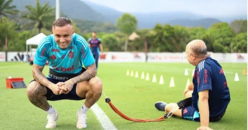 Cebolinha completa um m�s sem jogar pelo Flamengo em meio � indefini��o sobre seu futuro
