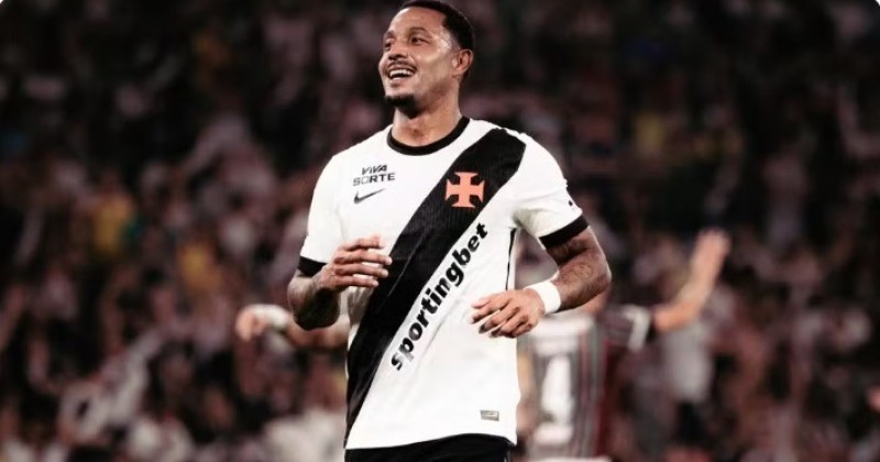 Jogador do Vasco � alvo de buscas em investiga��o sobre tr�fico de armas e drogas; outro atleta � preso