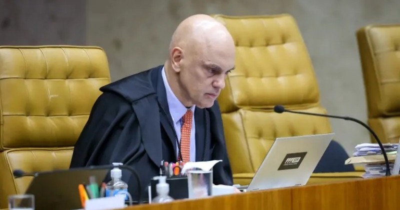 Moraes se declara impedido de votar em recurso habeas corpus para Bolsonaro