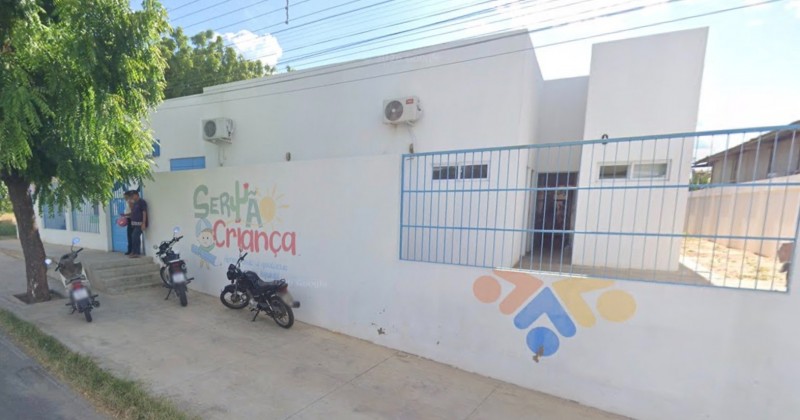 Aulas em creche de Patos s�o interrompidas por falta constantes de �gua e energia