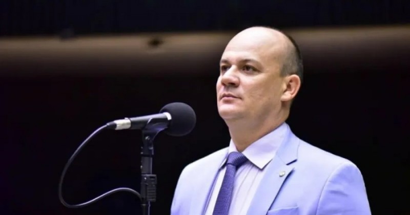 Cabo Gilberto usa ascens�o do nazismo para explicar vit�ria da direita; estudiosos rebatem
