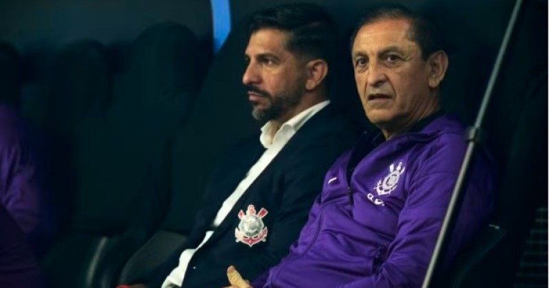 Corinthians atrasa defini��o de t�cnico, mas ainda mira contrata��o para antes do D�rbi