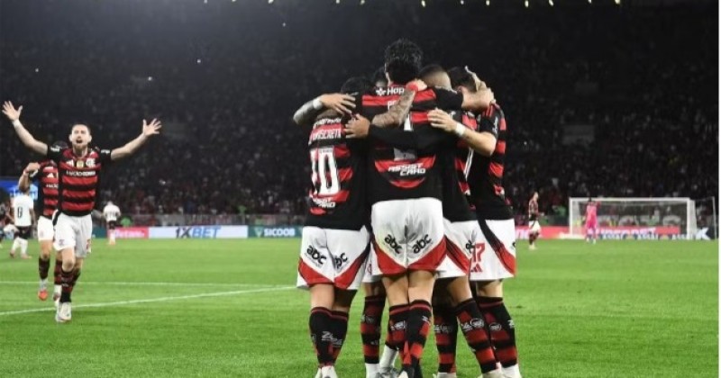 Escala��o do Flamengo: Varela e Ortiz voltam ao time para o Fla-Flu
