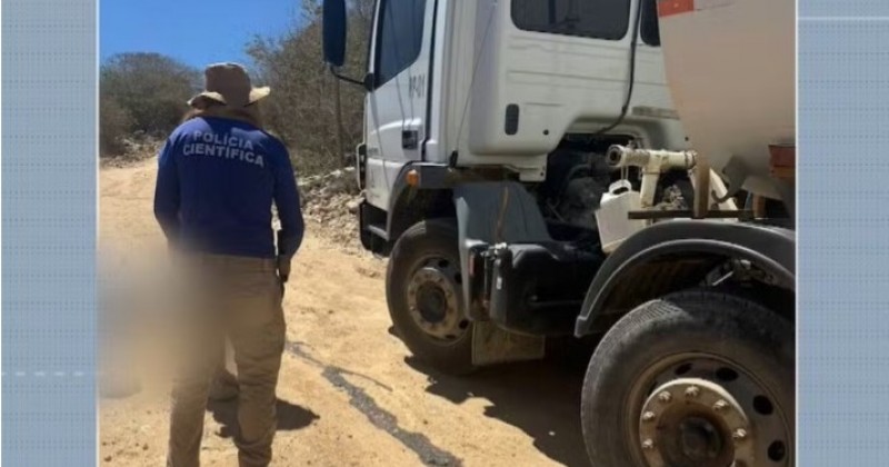 Homem morre ap�s acidente entre moto e caminh�o-pipa em Assun��o, na Para�ba