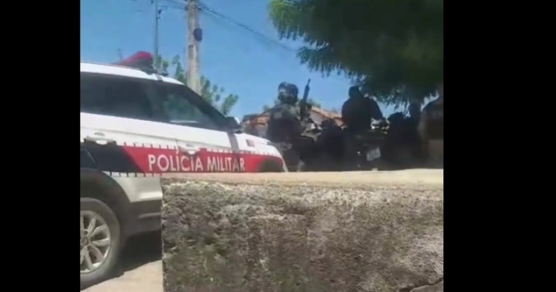 Beb� de tr�s meses morre a facadas no bairro Dona Milindra em Patos; pais s�o conduzidos � delegacia