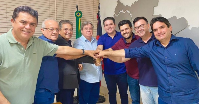 Jo�o Azev�do nega acordo para Republicanos presidir Assembleia por dois bi�nios e critica antecipa��o