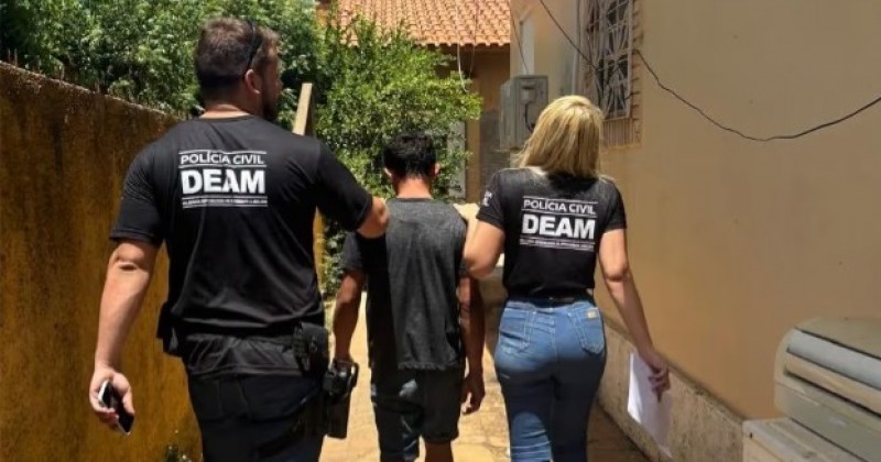 Homem � preso em Catol� do Rocha ap�s agredir esposa com machado e soco no rosto