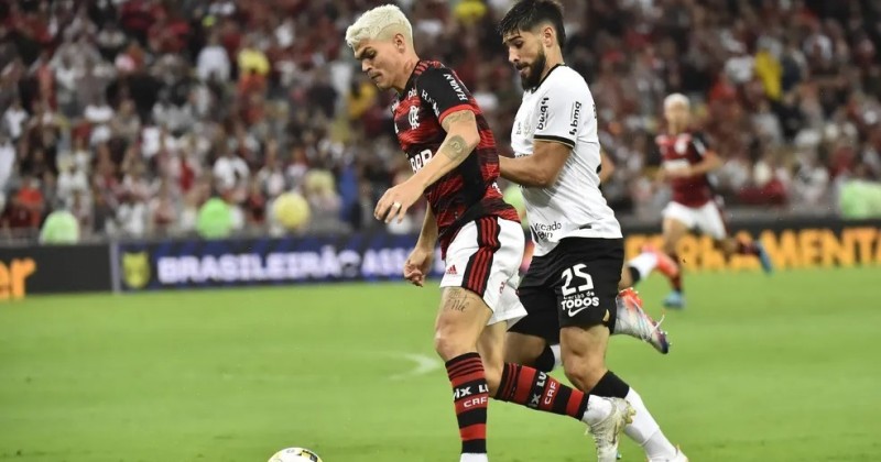 Flamengo avan�a para ter Ayrton Lucas de volta, mas Sa�l � d�vida; Danilo retorna 