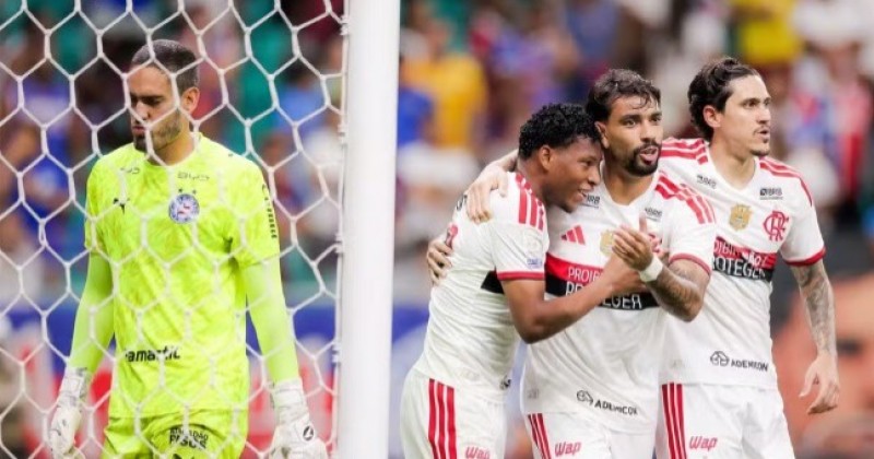 Cinco motivos que ajudam a explicar a elimina��o do Flamengo na Libertadores