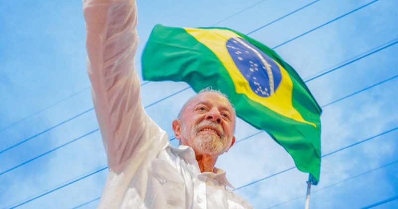 Pesquisa Futura mostra Lula � frente na consulta espont�nea com 46,6%