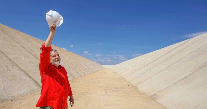 38% dos votos de Lula no 2� turno vieram do Nordeste, e 37,5%, do Sudeste