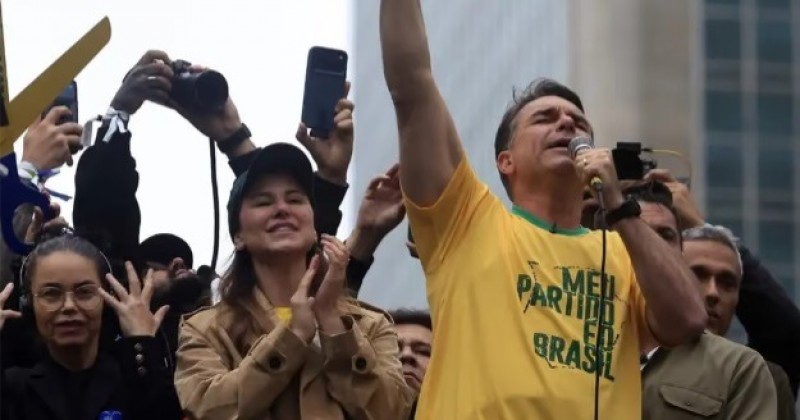Advogado aliado de Trump diz que Rubio coordenou fuga de Fl�vio Bolsonaro para os EUA