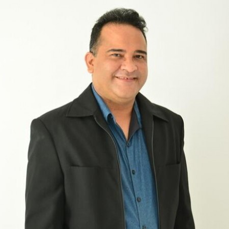 SEGUNDA, 29 - VOC� N�O PODE PERDER: A fuga das baratas do Mercado e o jogo escondido por Nabor