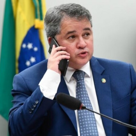 Suplente de Efraim Filho acusado de lavar dinheiro para Careca do INSS pagou boleto de R$ 51 mil para o senador 
