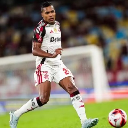 Les�o � considerada leve, e Fla pode ter Alex Sandro na estreia na Libertadores