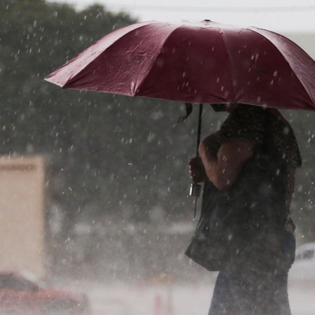 Abril come�a com fortes chuvas na regi�o de Patos; meteorologista prev� bons �ndices neste m�s