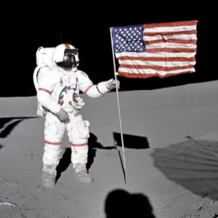 O que aconteceu com as bandeiras dos EUA deixadas na Lua?