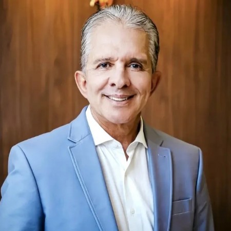 Nabor anuncia voto na reelei��o de Lula durante posse no diret�rio do Republicanos