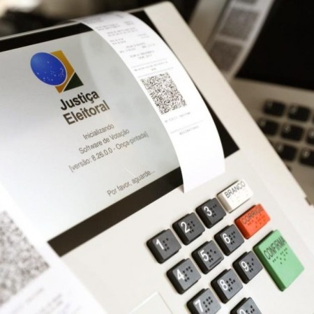 Eleitores t�m prazo at� 6 de maio para tirar ou regularizar o t�tulo eleitoral